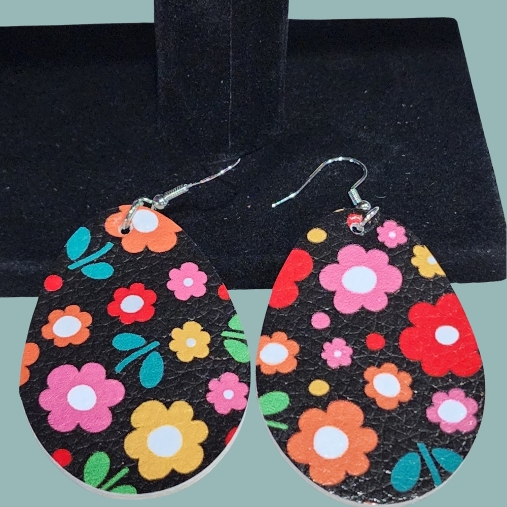 Spring Easter Earring and Bracelet Set - Picture 4 of 9